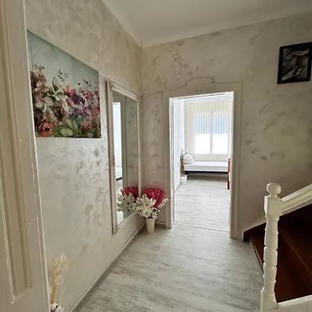 Smile House Prázdninový dům Plovdiv